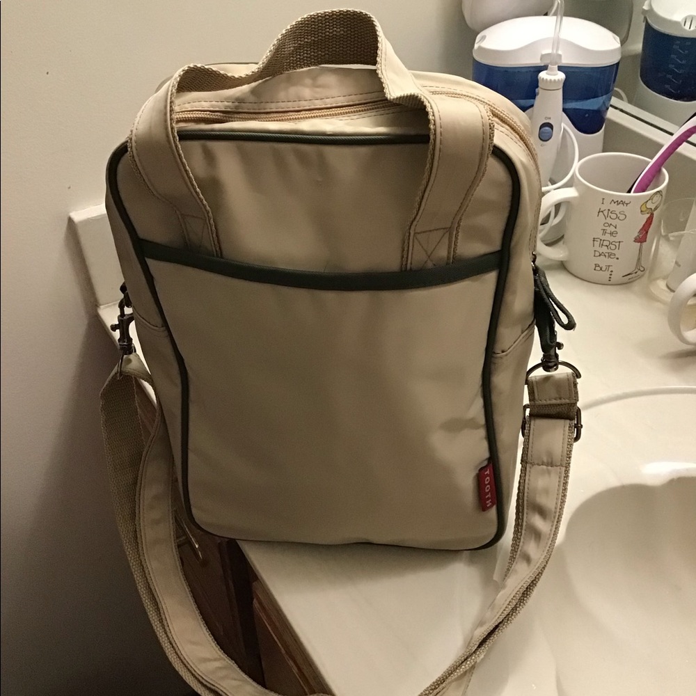 Travelling bag